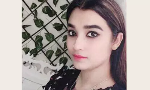 19-வது மாடியில் இருந்து விழுந்து கேரள இளம்பெண் உயிரிழப்பு