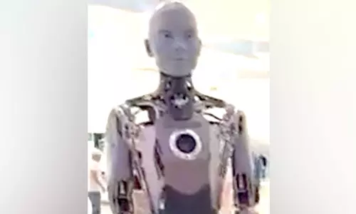 ஆந்திராவில் ஆட்சி அமைக்க போவது யார்? மாயா ரோபோவின் அசத்தல் பதில்