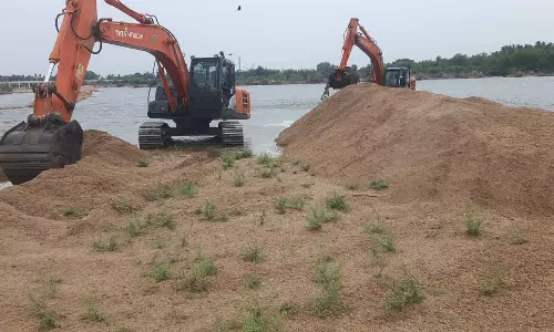 வீராணம் ஏரிக்கு தண்ணீர் கொண்டு செல்வதில் தொடர்ந்து தாமதம்