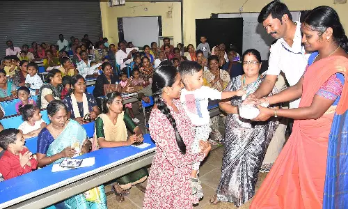 சென்னையில் தனியார் பள்ளியில் கல்வி கட்டணமின்றி படிக்க கடும் போட்டி