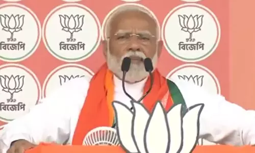 ஊழலில் காங்கிரஸ் இரட்டை பி.எச்.டி. பட்டம் பெற்றுள்ளது- பிரதமர் மோடி கடும் தாக்கு