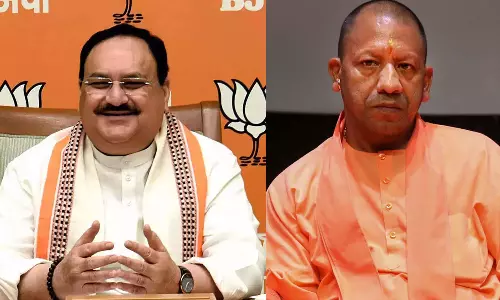 இறுதிக்கட்ட பாராளுமன்ற தேர்தல்... வாக்கினை செலுத்திய ஜே.பி.நட்டா, யோகி ஆதித்யநாத்