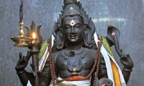 பைரவரை வணங்கினால் கெட்ட நேரம் கூட நல்ல நேரமாகும்!