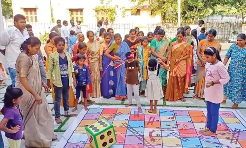 பட்டுக்கோட்டையில், சிறுவர்களுக்கு பாரம்பரிய விளையாட்டுத்திருவிழா