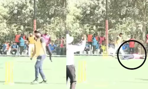 சிக்சர் விளாசிய அடுத்த நொடியில் உயிரிழந்த வாலிபர்- அதிர்ச்சி வீடியோ