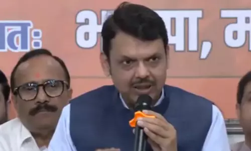 தோல்விக்கு பொறுப்பேற்று துணை முதல் மந்திரி பதவி விலக முடிவு: பட்னாவிஸ்