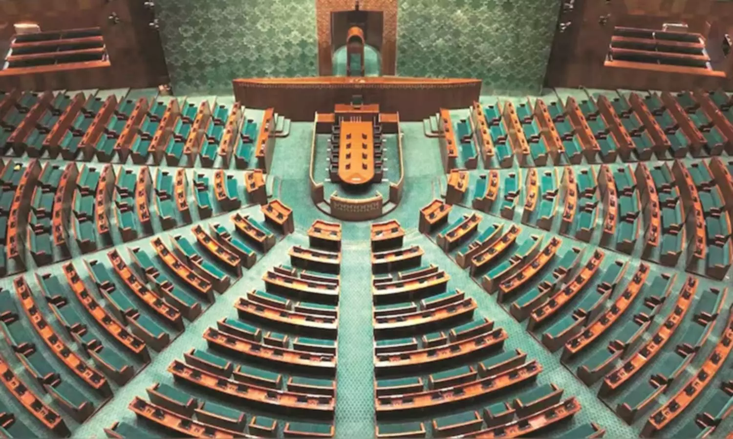 வெற்றி பெற்ற எம்.பி.க்களில் 251 பேர் மீது கிரிமினல் வழக்கு வெற்றி பெற்ற எம்.பி.க்களில் 251 பேர் மீது கிரிமினல் வழக்கு