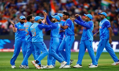 அமெரிக்காவுடன் நாளை மோதல்: `ஹாட்ரிக் வெற்றி ஆர்வத்தில் இந்தியா