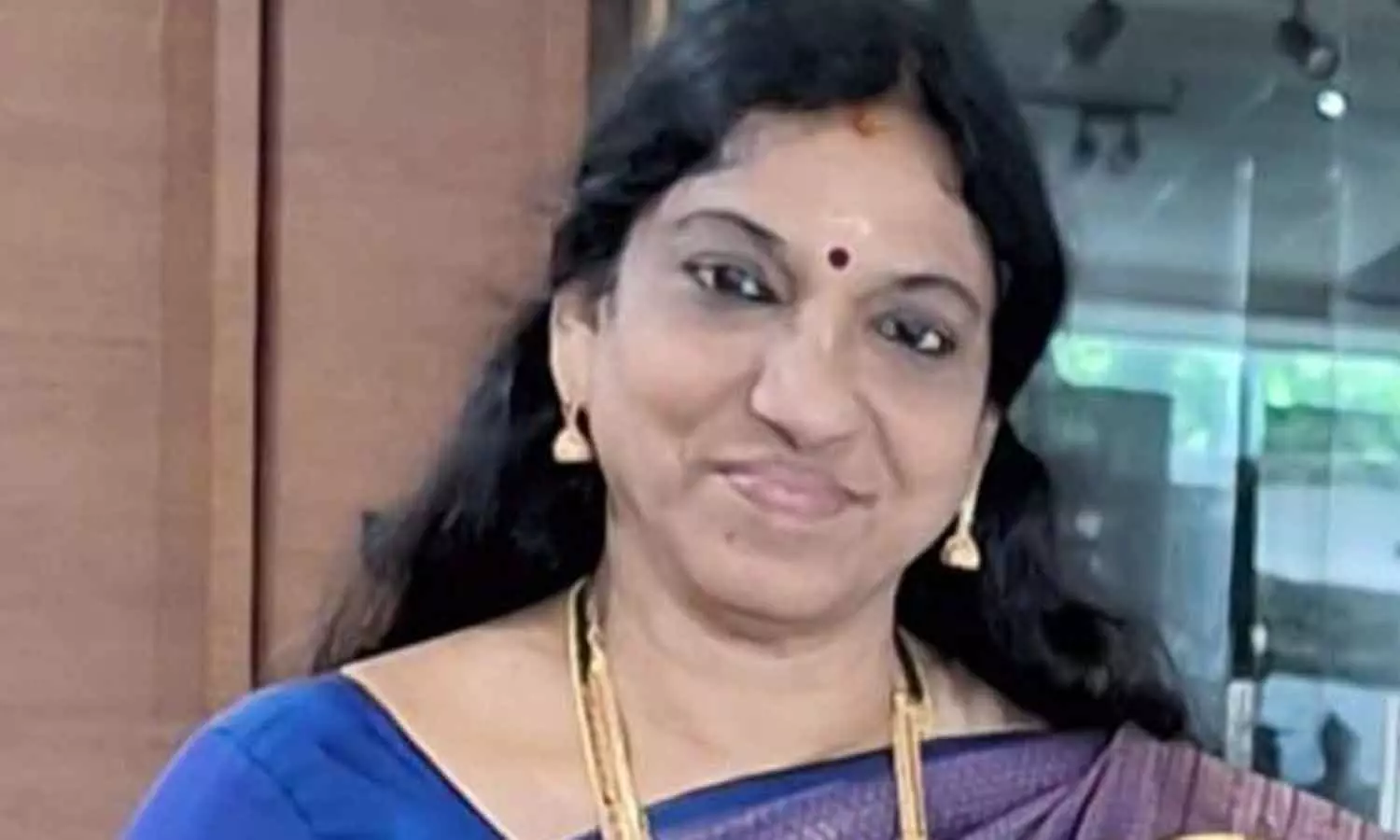 தேன்மொழி தேன்மொழி