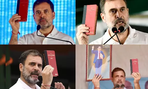 ஸ்டாக் தீந்துபோச்சு.. ராகுல் காந்தியின் பாக்கெட் சட்டப் புத்தகத்துக்கு எகிறிய டிமாண்ட்