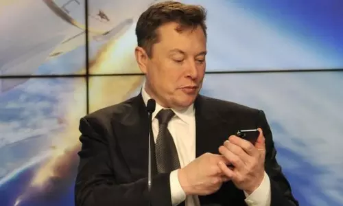 சொந்தமாக ஸ்மார்ட்போன் வெளியிடும் எலான் மஸ்க்.. எக்ஸ் தளத்தில் சூசக தகவல்