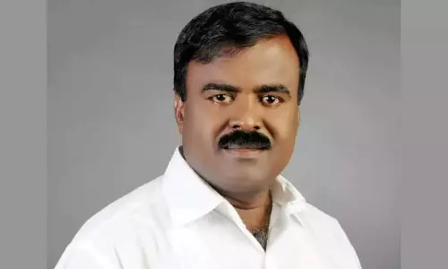 ஜெயக்குமார் வழக்கு: சந்தேகத்திற்கு இடமான செல்போன் எண்களை தொடர்பு கொண்டு அதிகாரிகள் விசாரணை