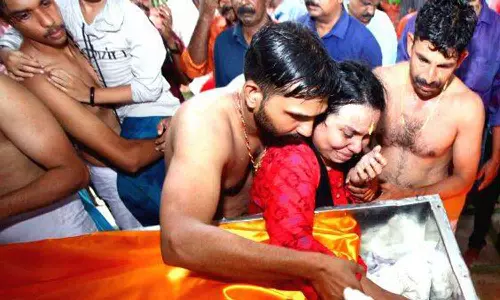 குவைத் தீ விபத்து: கண்ணீரில் தத்தளிக்கும் கேரள மாநிலம்