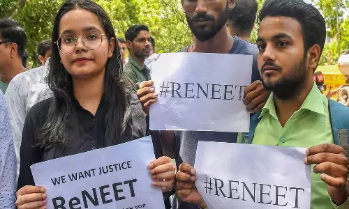 நீட் சர்ச்சை: நாடு தழுவிய போராட்டத்திற்கு இடதுசாரி மாணவர்கள் பிரிவு அழைப்பு