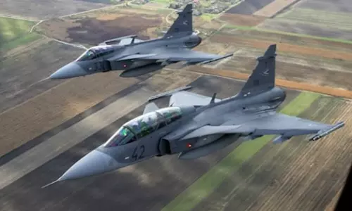 அத்துமீறிய ரஷிய போர் விமானம்.. பதிலடிக்கு தயாரான ஸ்வீடன்.. அப்புறம் என்ன ஆச்சு தெரியுமா?