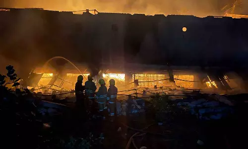 ஜவுளி குடோனில்  தீ விபத்தில்  ரூ.6 கோடி மதிப்பிலான பொருட்கள் எரிந்து நாசம்