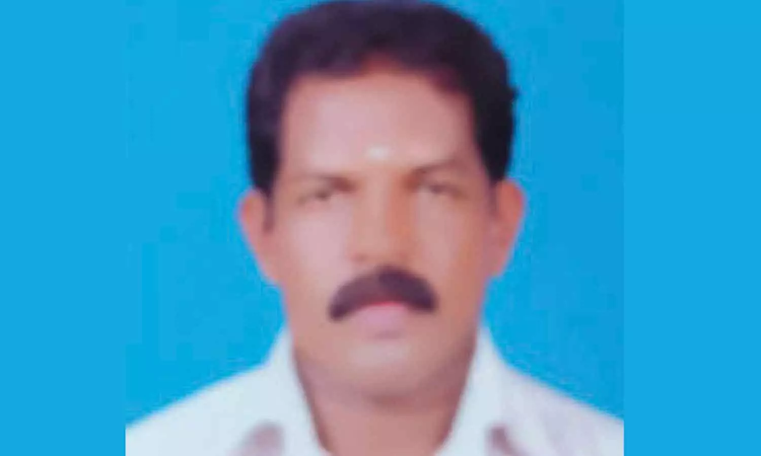 பூட்டிய வீட்டில் பிணமாக கிடந்த அ.தி.மு.க. பிரமுகர் பூட்டிய வீட்டில் பிணமாக கிடந்த அ.தி.மு.க. பிரமுகர்