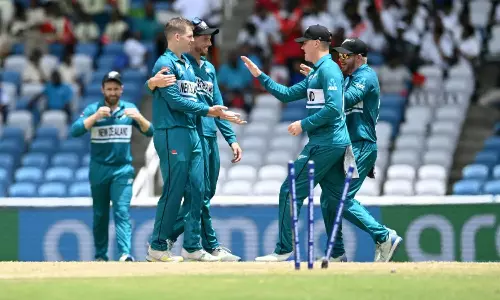 டி20 உலகக் கோப்பை.. பப்புவா நியூ கினியாவை வீழ்த்தி ஆறுதல் வெற்றி பெற்ற நியூசிலாந்து