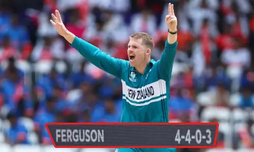 4 ஓவர்களும் மெய்டென், 3 விக்கெட்டுகள்.. Fantastic பெர்குசன் அசத்தல்