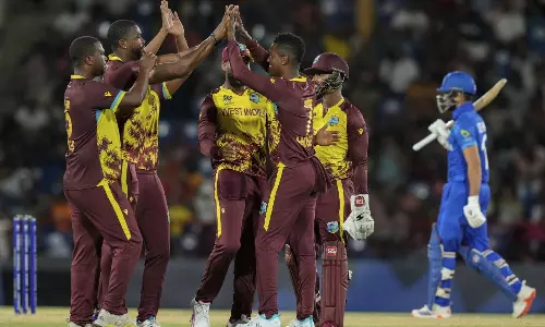 ஆப்கானிஸ்தானை அடித்து நொறுக்கிய வெஸ்ட் இண்டீஸ்.. 104 ரன்கள் வித்தியாசத்தில் அபார வெற்றி