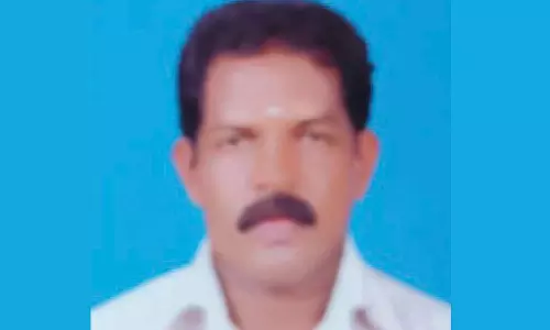 பூட்டிய வீட்டில் பிணமாக கிடந்த அ.தி.மு.க. பிரமுகர்