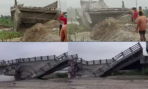 பீகாரில் புதிதாக கட்டப்பட்ட பாலம், திறப்பு விழாவிற்கு முன்னரே இடிந்து விழுந்தது