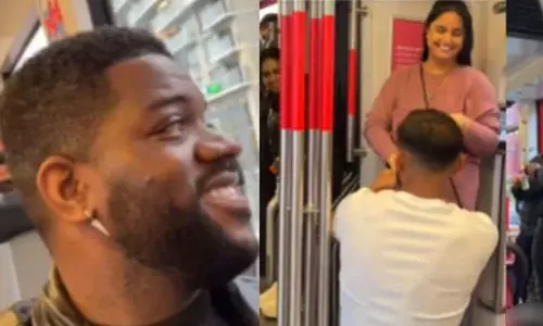 காதலை சொன்ன வாலிபர், கண்டுகொள்ளாத மக்கள்- வீடியோ வைரல்