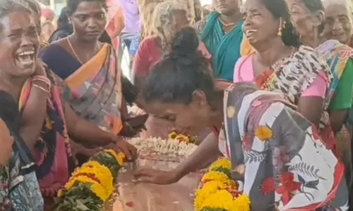 கள்ளச்சாராய விவகாரம்- கள்ள மவுனம் சாதிக்கின்றனவா கூட்டணி கட்சிகள்?