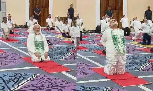 சர்வதேச யோகா தினம்: ஸ்ரீநகரில் பிரதமர் மோடி பங்கேற்பு