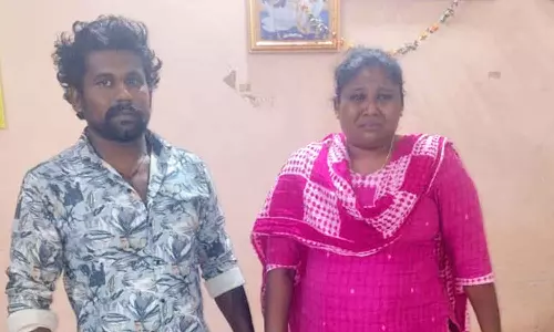 வீட்டில் பதுக்கிய ரூ.24 கோடி  போதைப்பொருள் பறிமுதல்: கணவன்-மனைவி கைது