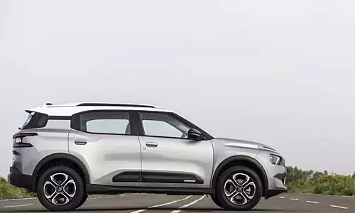 கார் மாடலுக்கு ரூ.2.62 லட்சம் தள்ளுபடி வழங்கும் நிறுவனம்