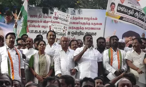 நீட் தேர்வு எதிரான போராட்டம்- விஜய் வசந்த் பங்கேற்பு