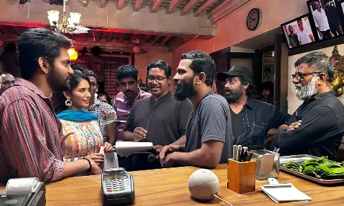 வெற்றிமாறன் தயாரிப்பில் `மாஸ்க் திரைப்படம் - வைரலாகும் புகைப்படம்