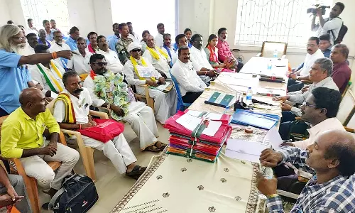 விக்கிரவாண்டி இடைத்தேர்தல்- வேட்பு மனுக்கள் பரிசீலனை தொடங்கியது