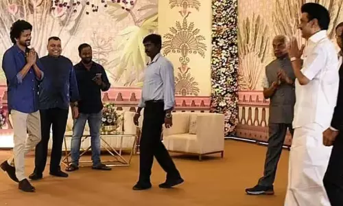 நடிகர் விஜய்க்கு பிறந்தநாள் வாழ்த்து சொல்லாத திமுக தலைவர்கள்- ஏன் தெரியுமா?