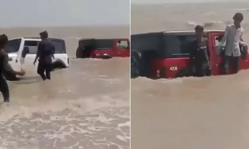 ரீல்ஸ் மோகத்தால் ஜீப்-உடன் கடலில் சிக்கிய வாலிபர்கள்: வழக்குப்பதிவு செய்த போலீஸ் - வீடியோ