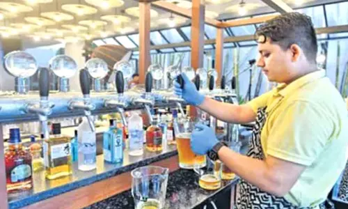 குழாயில் பிடித்து பீர் குடிக்கும் வசதி அறிமுகம்- மது பிரியர்கள் உற்சாகம்