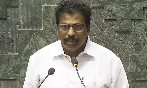 இதனால் தான் சபாநாயகர் தேர்தலில் போட்டியிடுகிறோம் - எதிர்கட்சி வேட்பாளர் சுரேஷ்