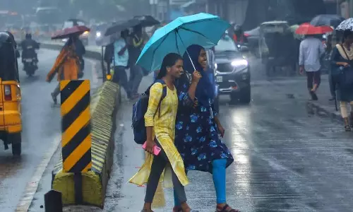 கனமழை காரணமாக இன்றும் ஆரஞ்சு எச்சரிக்கை தொடரும்.. வானிலை ஆய்வு மையம்