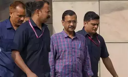 மதுபான கொள்கை முறைகேடு வழக்கு- கெஜ்ரிவாலுக்கு 3 நாள் சிபிஐ காவல்