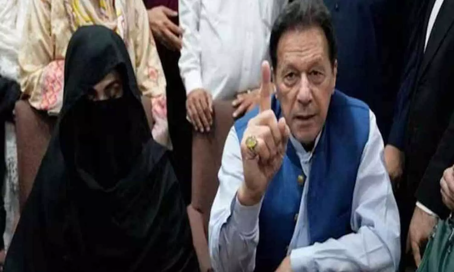 திருமண மோசடி வழக்கு: இம்ரான் கான், அவரது மனைவி கோரிக்கையை நிராகரித்தது நீதிமன்றம் திருமண மோசடி வழக்கு: இம்ரான் கான், அவரது மனைவி கோரிக்கையை நிராகரித்தது நீதிமன்றம்