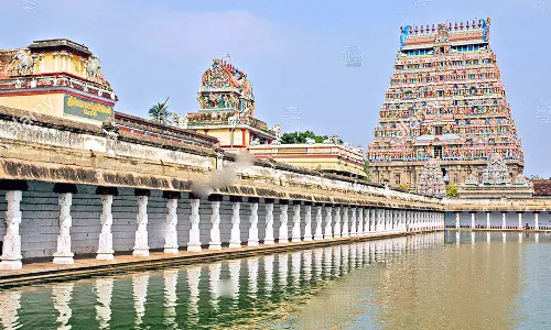 பெண் வடிவில் வந்த பெருமாள்!