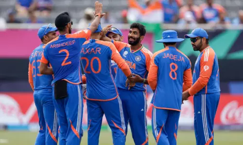 2வது அரையிறுதி: இந்தியா-இங்கிலாந்து ஆட்டத்தில் மழை குறுக்கிட்டால் என்ன நடக்கும்?