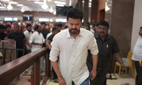 மாணவர்களுக்கு ஊக்கப்பரிசு வழங்கும் விழா... விஜய் வருகை