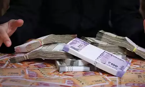 கிருஷ்ணகிரியில் ஆசிரியரிடம் ரூ.20.85 லட்சம் மோசடி: போலீசார் விசாரணை