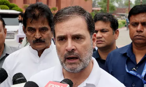 நீட் தொடர்பான விவாதத்தில் பிரதமர் மோடி பங்கேற்க வேண்டும் - ராகுல் காந்தி