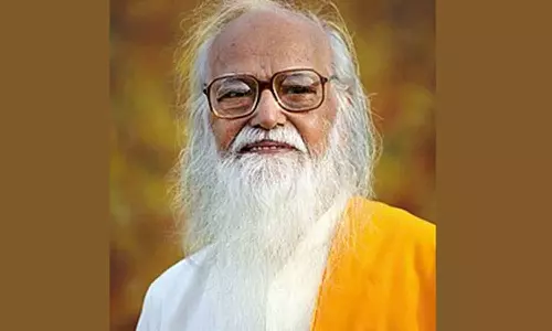 யார் விட்டுக் கொடுப்பது..?