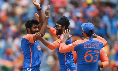 நெருக்கிப் பிடித்த வேகப்பந்து வீச்சாளர்கள்: 7 ரன்னில் இந்தியா த்ரில் வெற்றி பெற்று சாம்பியன்