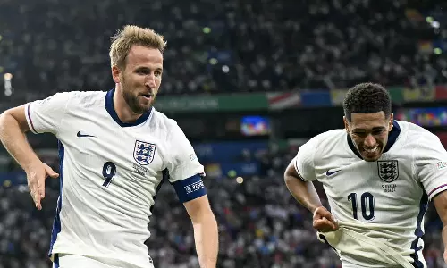 ஐரோப்பிய கோப்பை கால்பந்து: ஸ்பெயின், இங்கிலாந்து அணிகள் காலிறுதிக்கு முன்னேற்றம்