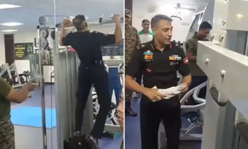 56 வயது ராணுவ அதிகாரியின் அசத்தலான உடற்பயிற்சி வீடியோ